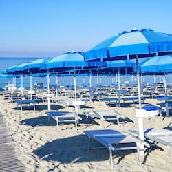 Spiaggia privata, lettini da mare, ombrelloni, yoga