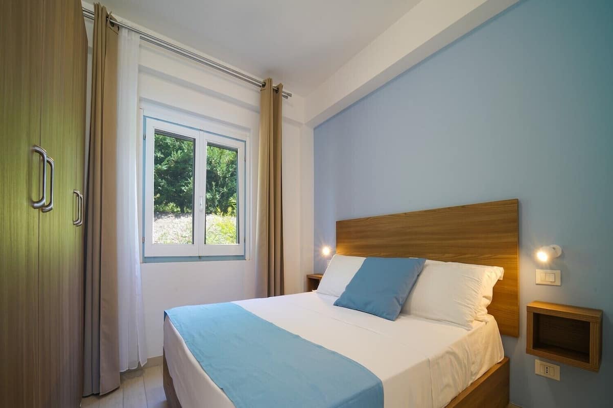 Comfort Condo, Tower