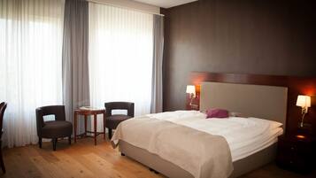 1 habitación, minibar, caja de seguridad en la habitación y escritorio