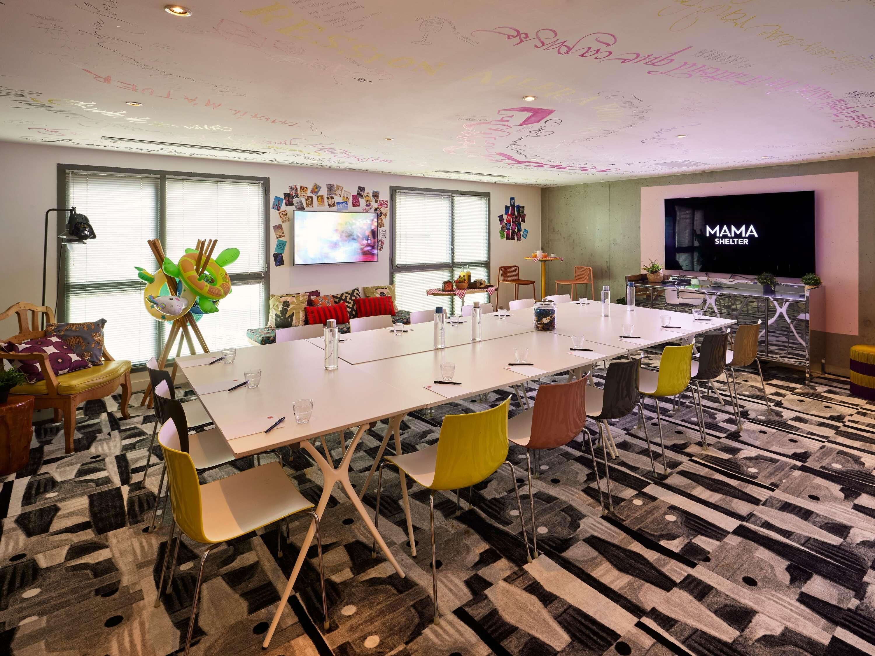 Meeting facility