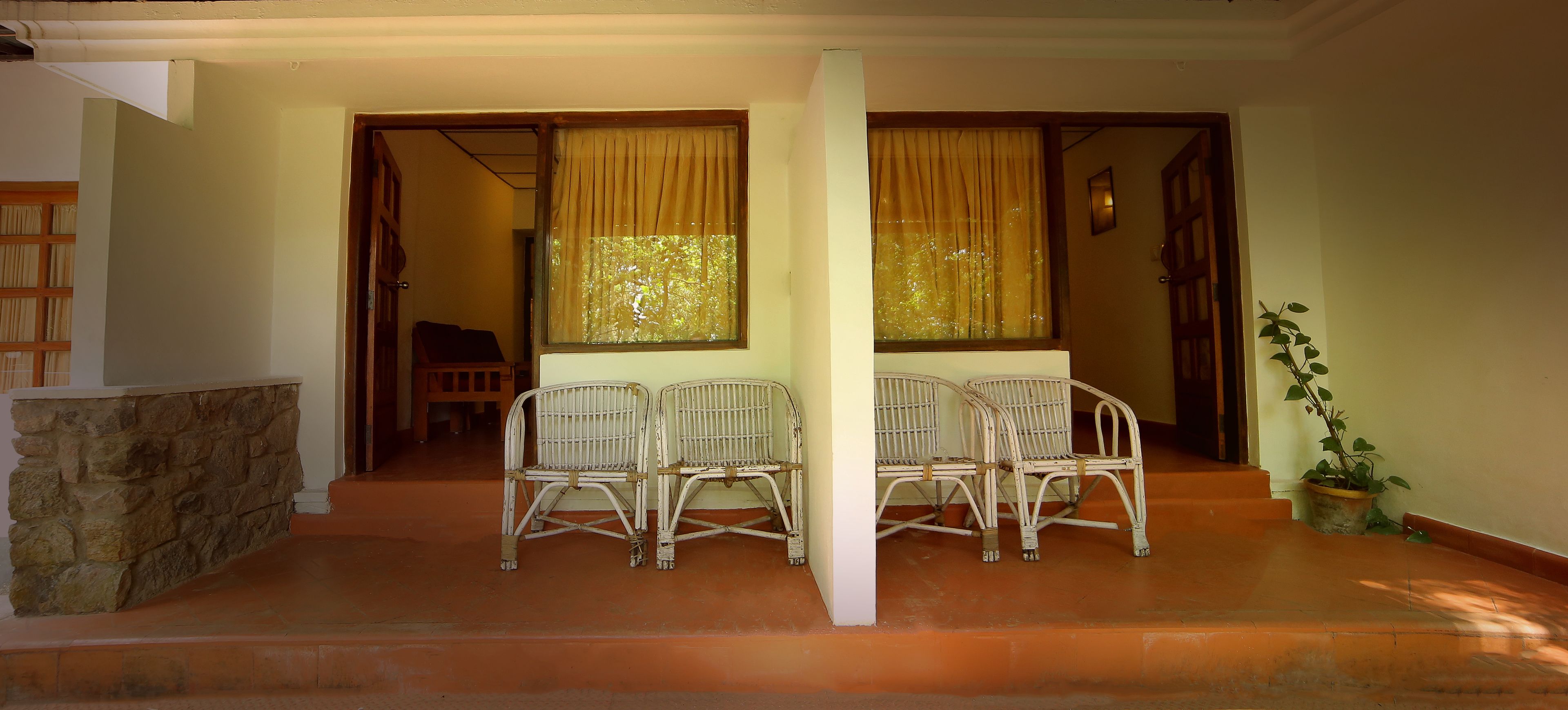 standard room, valley view | in-room safe, free wifi