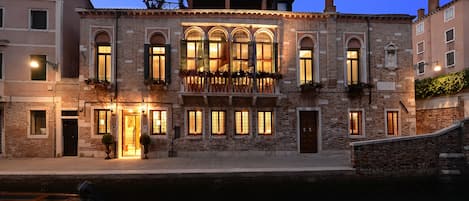 Façade de lâhĂ©bergement