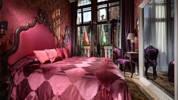 Svit - utsikt mot kanalen | Balkongutsikt