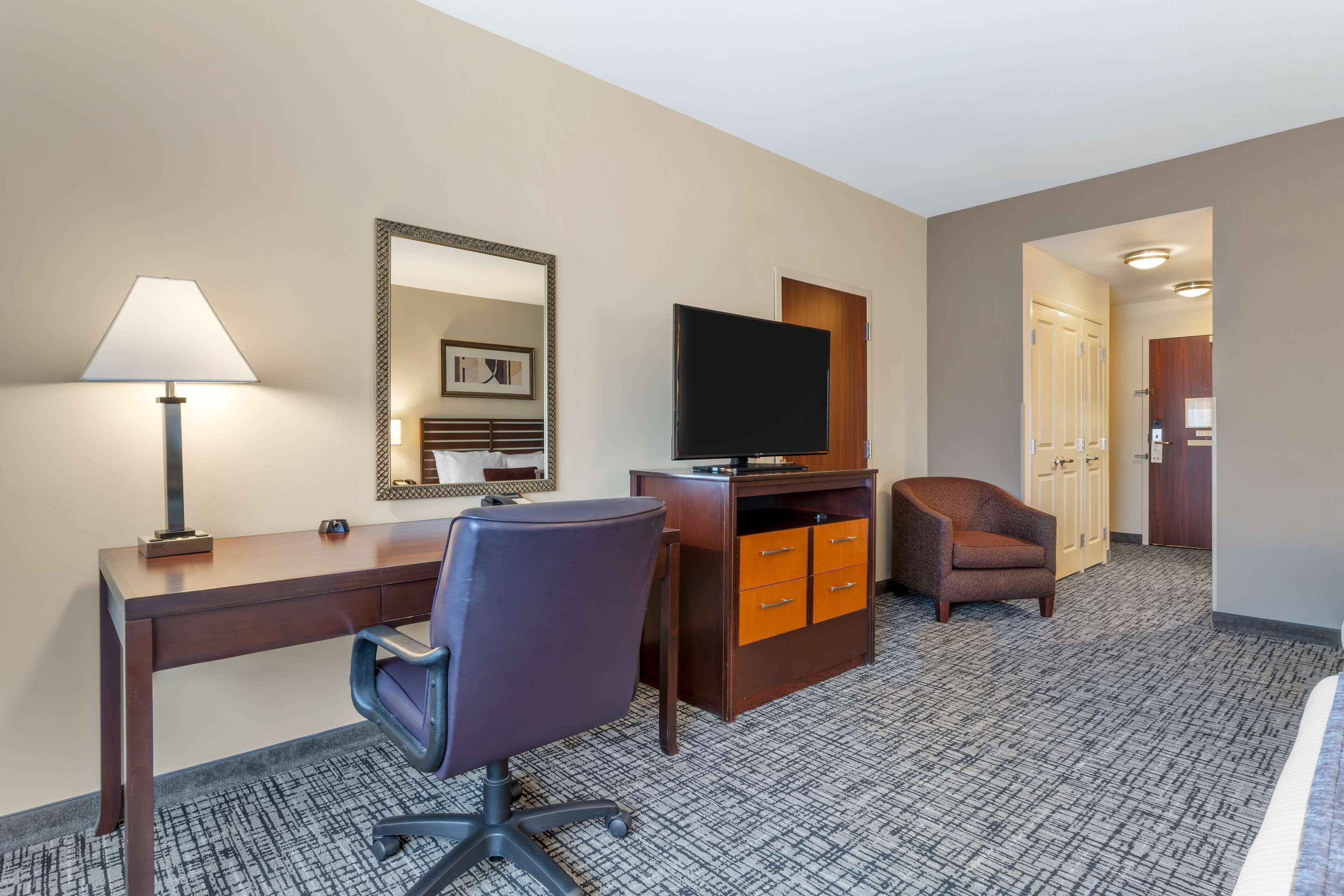 standard room, 2 queen beds, accessible, bathtub | premium bedding, in-room safe, desk, laptop workspace