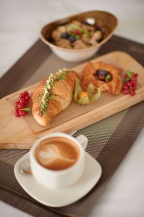 Päivittäinen buffetaamiainen maksusta