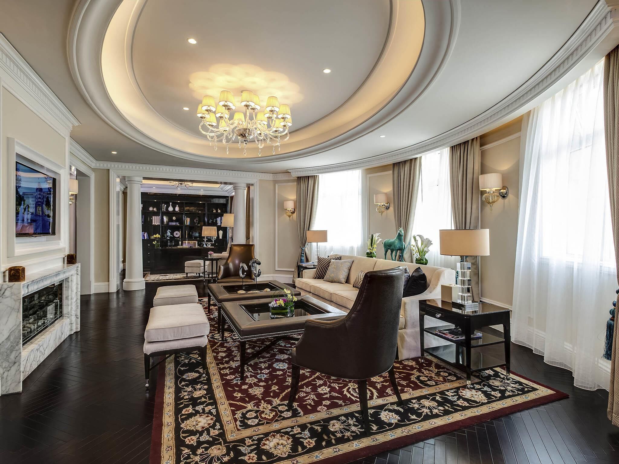 Premium bedding, down comforters, free minibar items, in-room safe