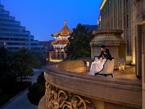 Suite, 1 très grand lit, balcon, vue sur le jardin (Chang an) | Literie de qualité, couette en duvet