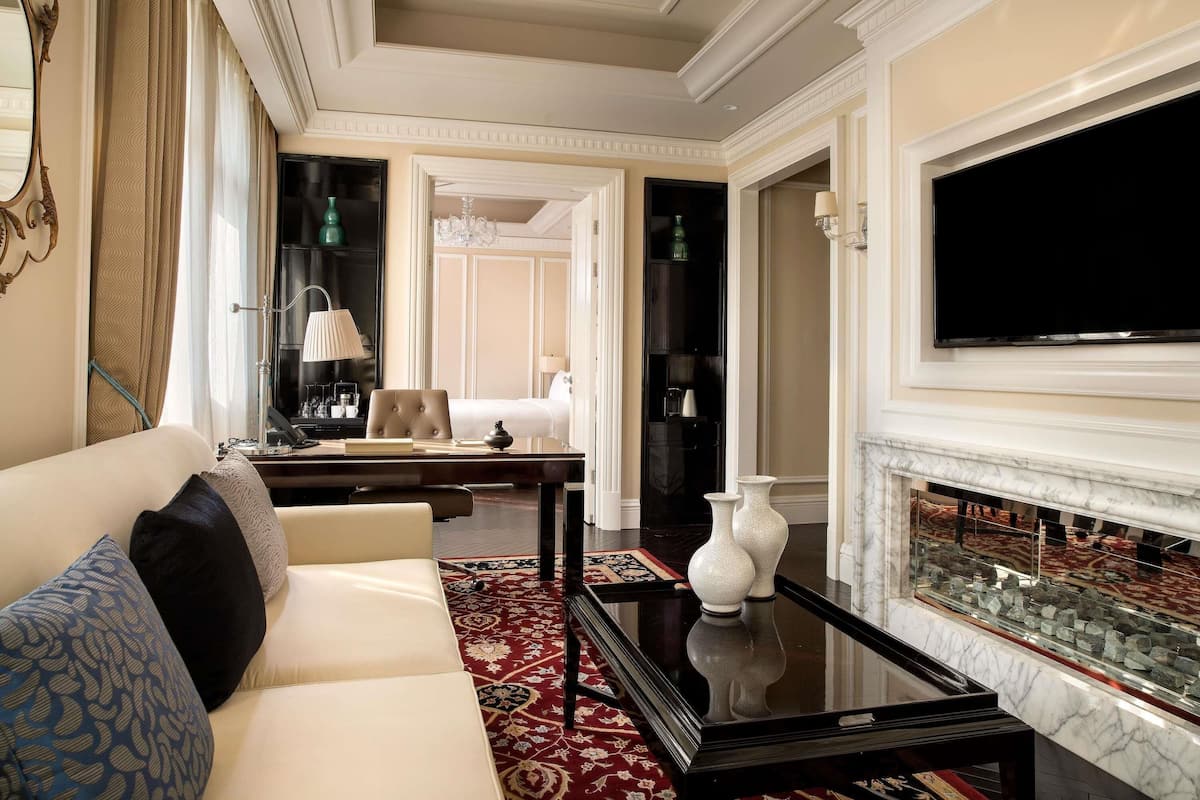 Grand Suite, 1 King Bed, Garden View (Prestige) | Premium bedding, down duvets, free minibar items, in-room safe