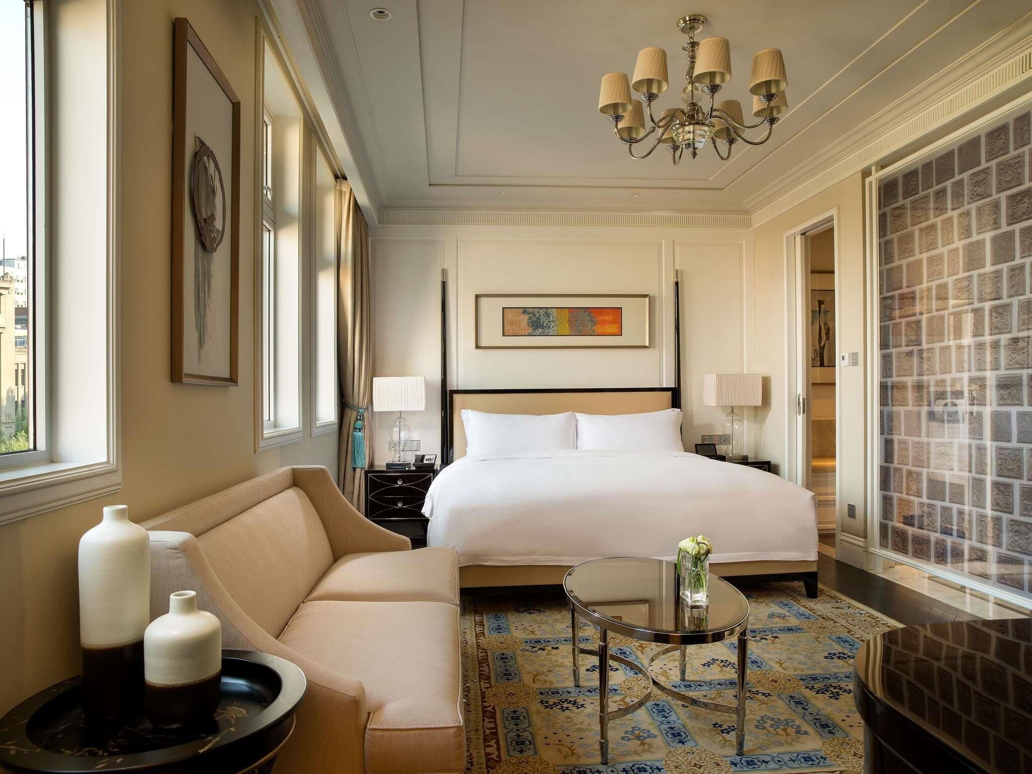 Premium Room, 1 King Bed, Garden View