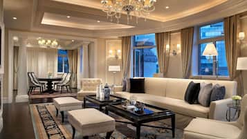 Suite, 1 letto king, balcone, vista giardino (Chang an) | Biancheria da letto di alta qualità, copriletto in piuma