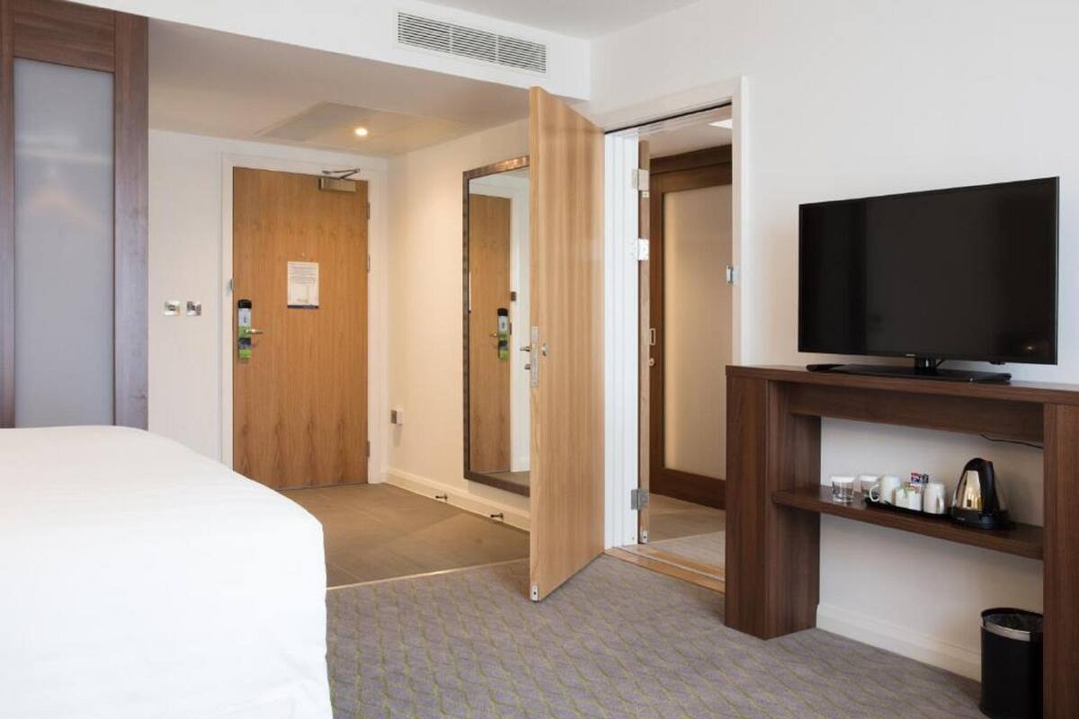 Quarto família, 1 cama Queen (Connecting Rooms) | Cofres nos quartos, cortinas blackout, quartos à prova de som