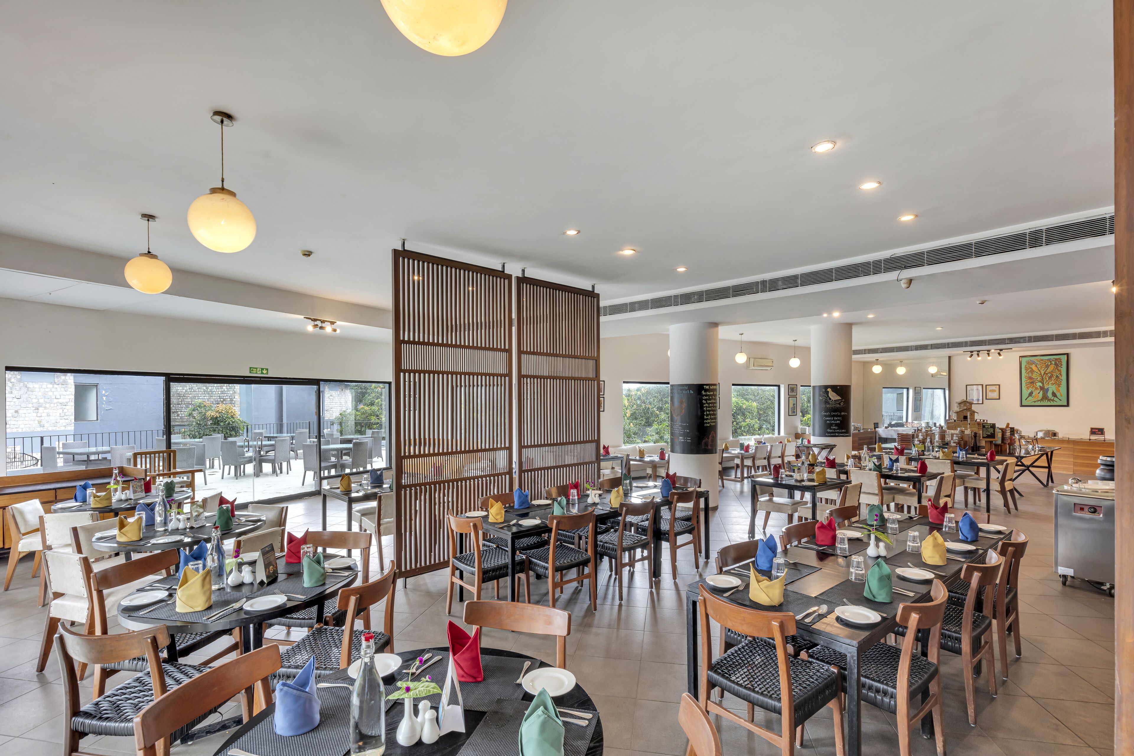 2 من المطاعم، تقديم الإفطار