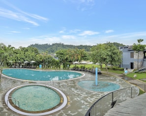 Outdoor pool - Club Mahindra Corbett (Ramnagar)