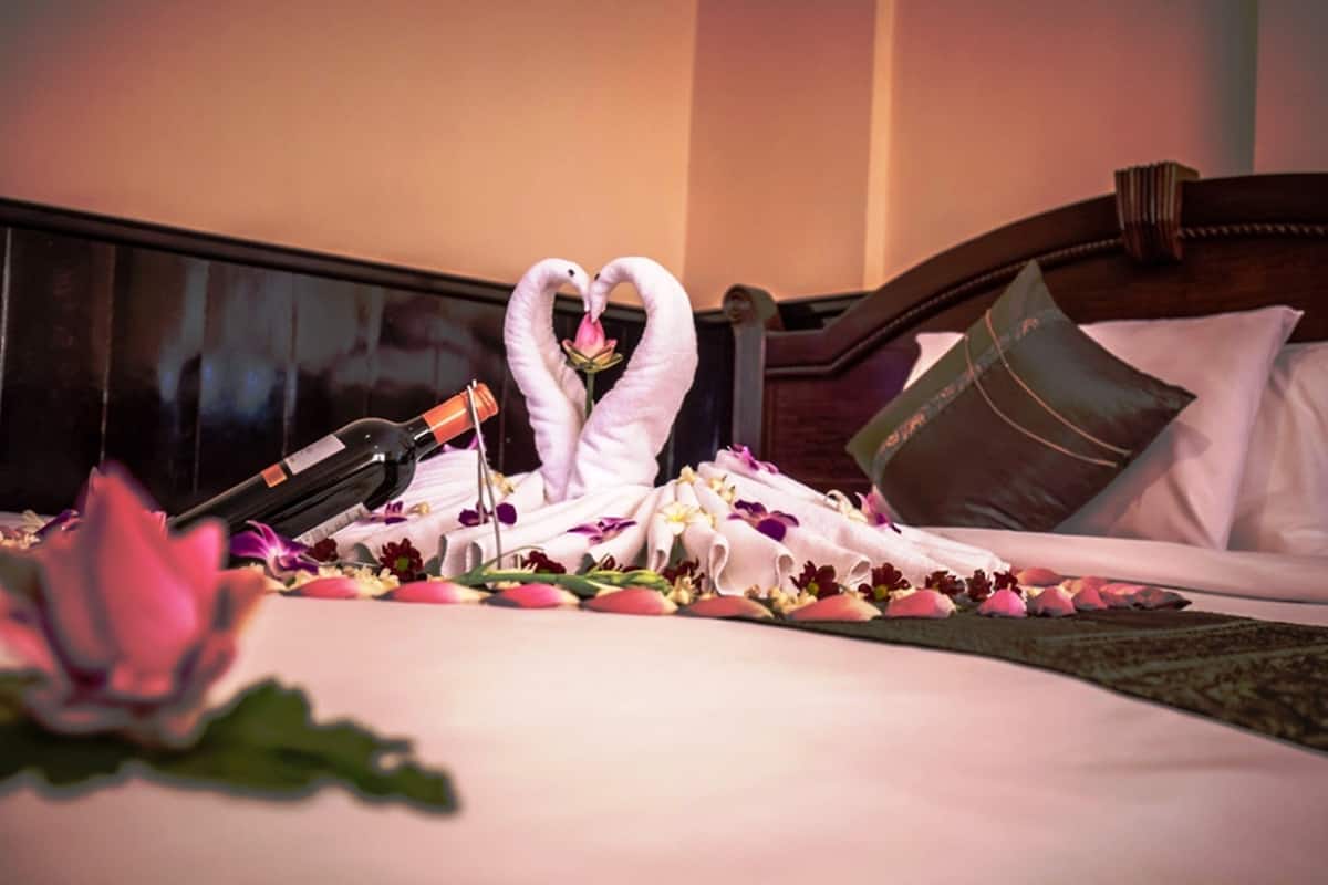 Deluxe Double Room (Free Pool and Steam Room) | Premium bedding, minibar, in-room safe, desk