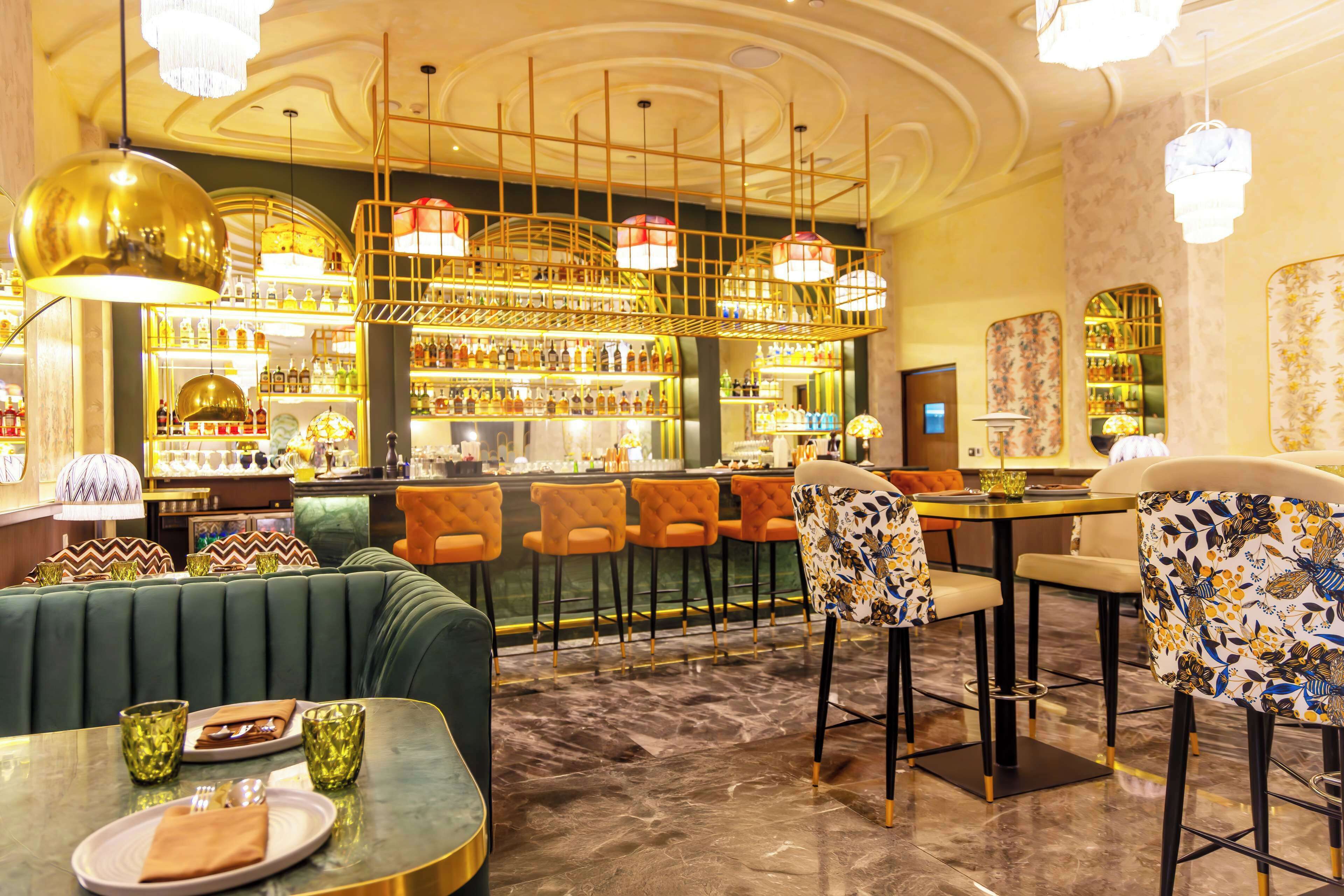 Breakfast, lunch, dinner served; local and international cuisine 