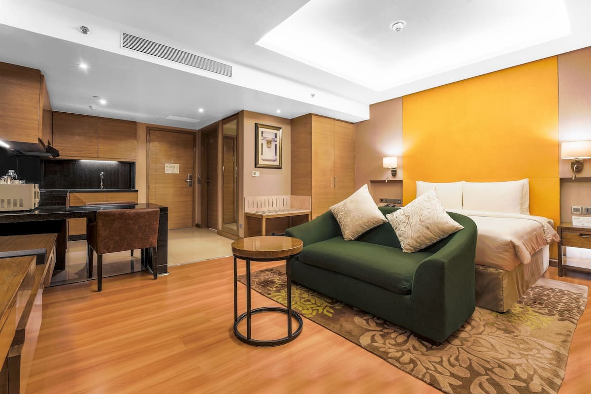 King Deluxe Studio with a sit out Balcony