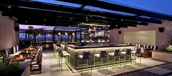 DoubleTree Suites by Hilton Bengaluru Outer Ring Road