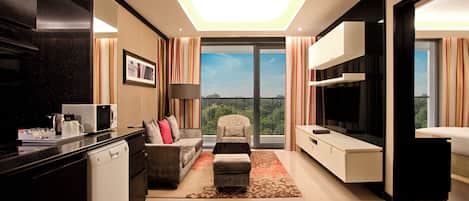 Premium Suite, 1 King Bed | View from room