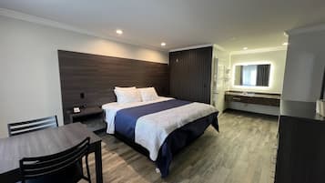 Individually furnished, desk, free WiFi, alarm clocks