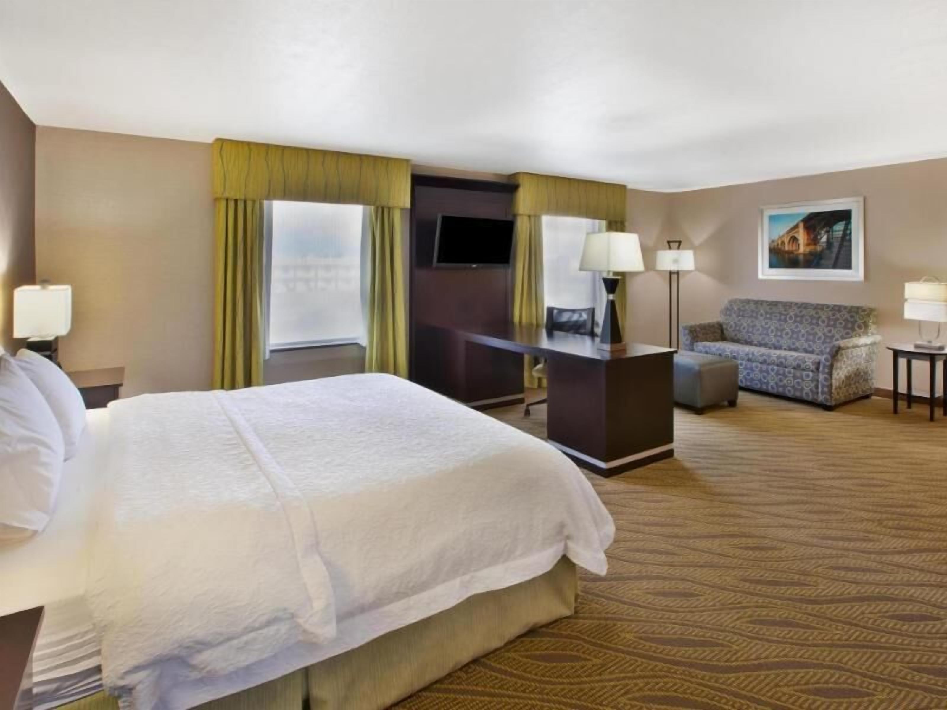 In-room safe, iron/ironing board, free cots/infant beds, rollaway beds