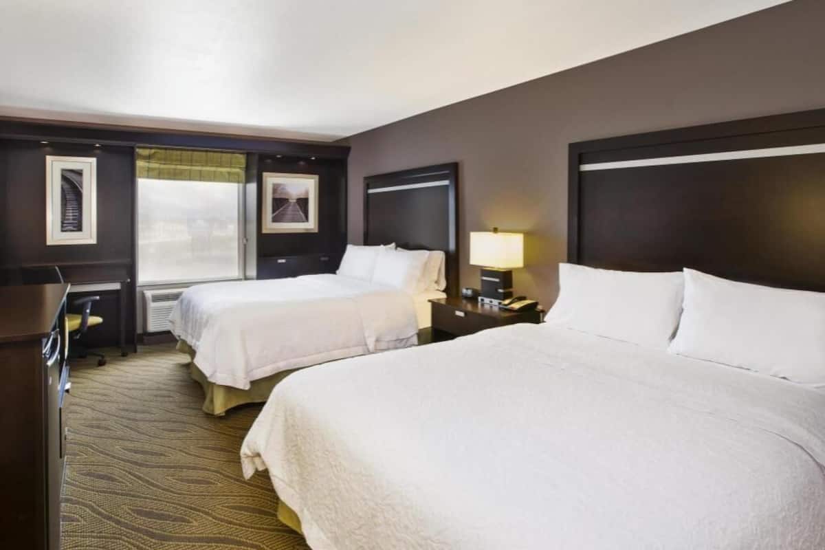 In-room safe, iron/ironing board, free cots/infant beds, rollaway beds