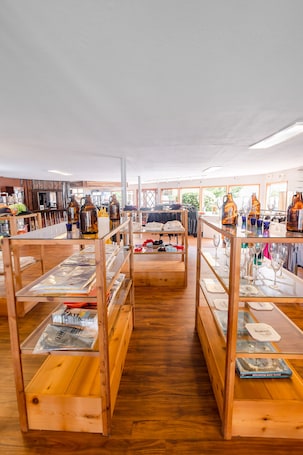 Gift shop