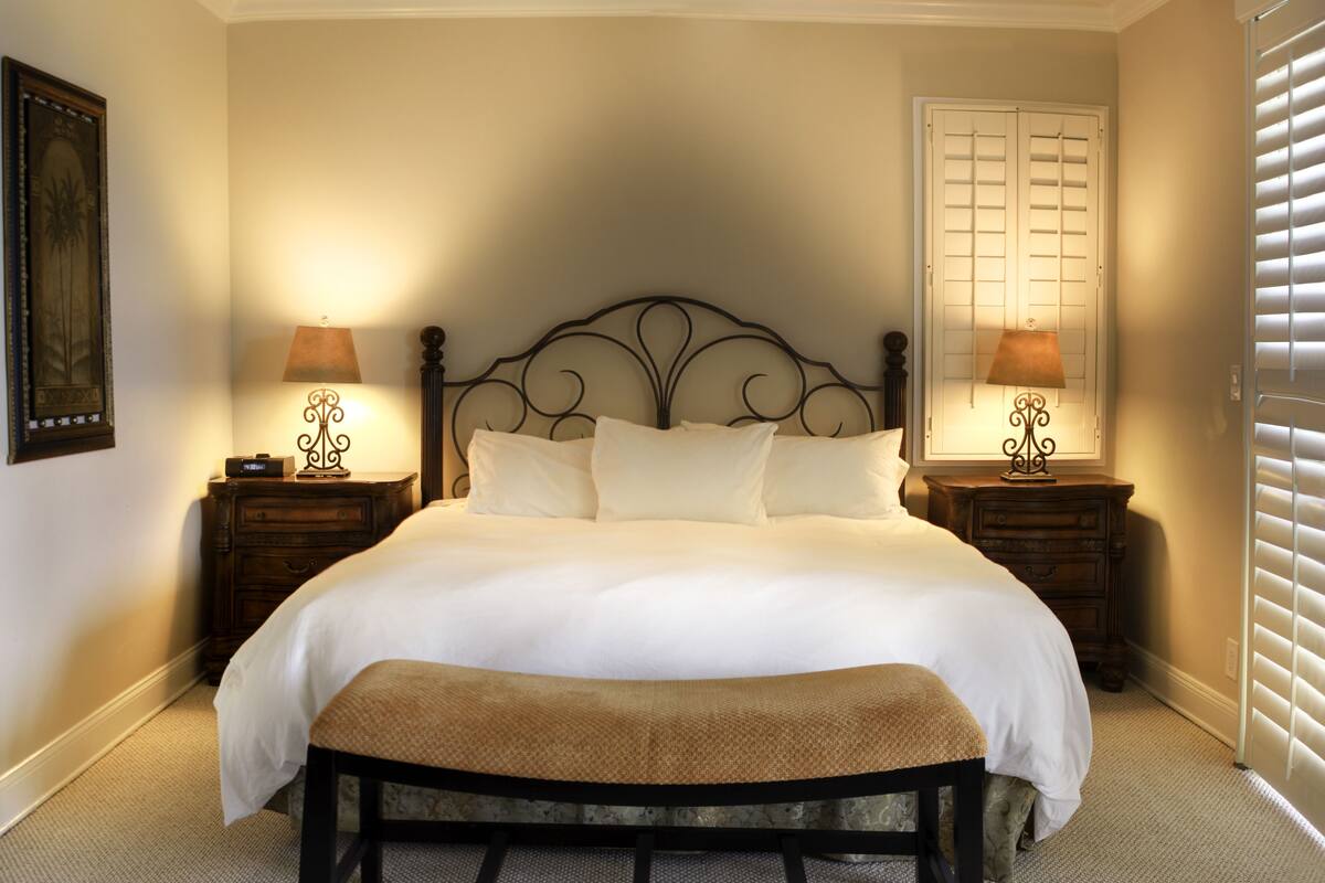 In-room safe, individually decorated, individually furnished, desk