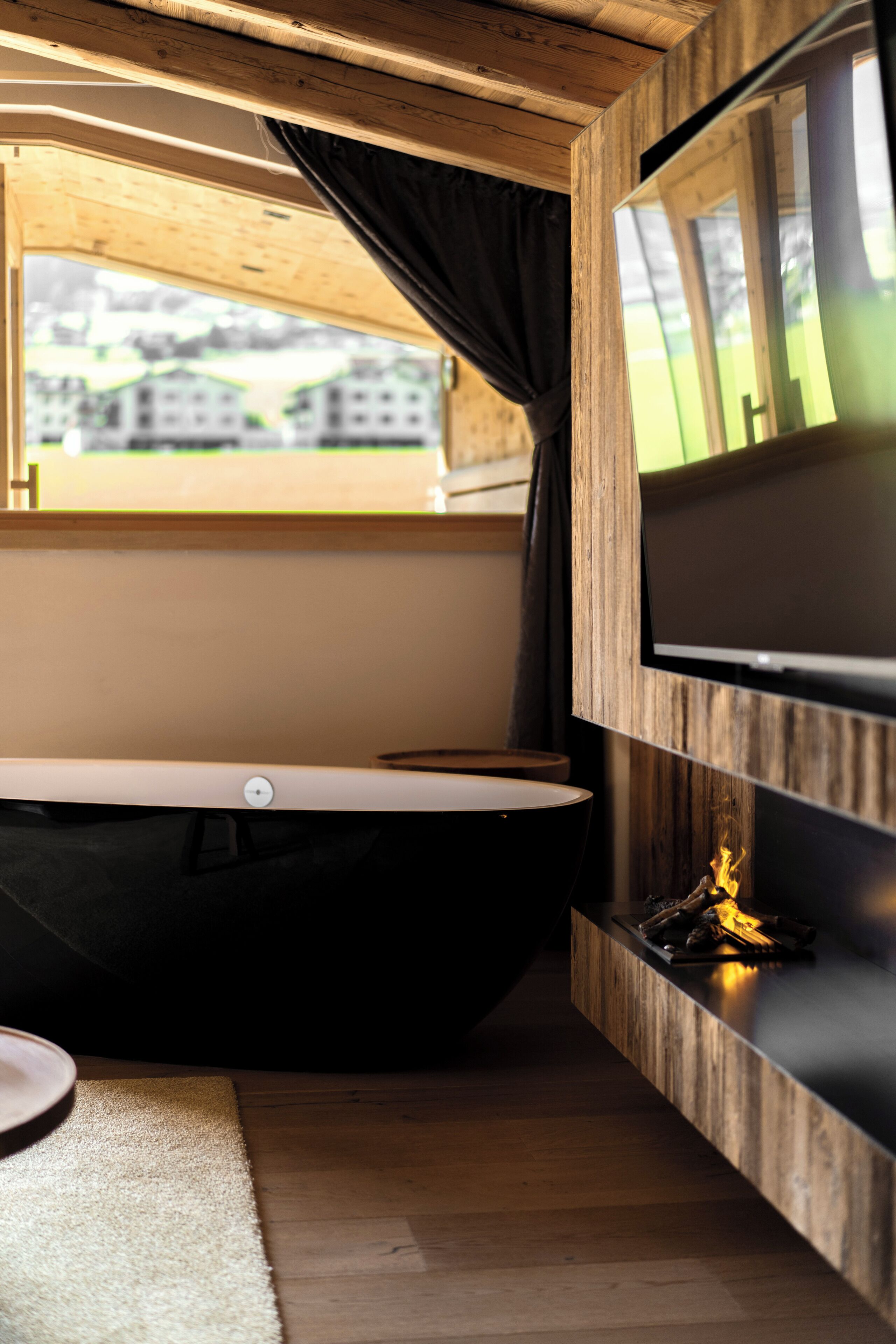 suite, sauna, mountain view (tirol) | bathroom | shower, rainfall showerhead, free toiletries, hair dryer