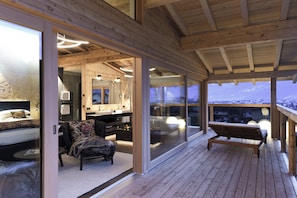 Penthouse Suite (Bergfeuer), Mountain View, Terrace, Sauna, Whirlpool | Balcony - HELD - Hotel & SPA (Fuegen)