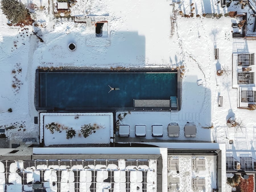 2 indoor pools, 3 outdoor pools, open 6:30 AM to 7:30 PM, pool umbrellas