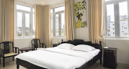 Hue Nino Hotel