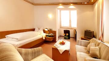 Standard Single Room | In-room safe, laptop workspace, free WiFi, bed sheets