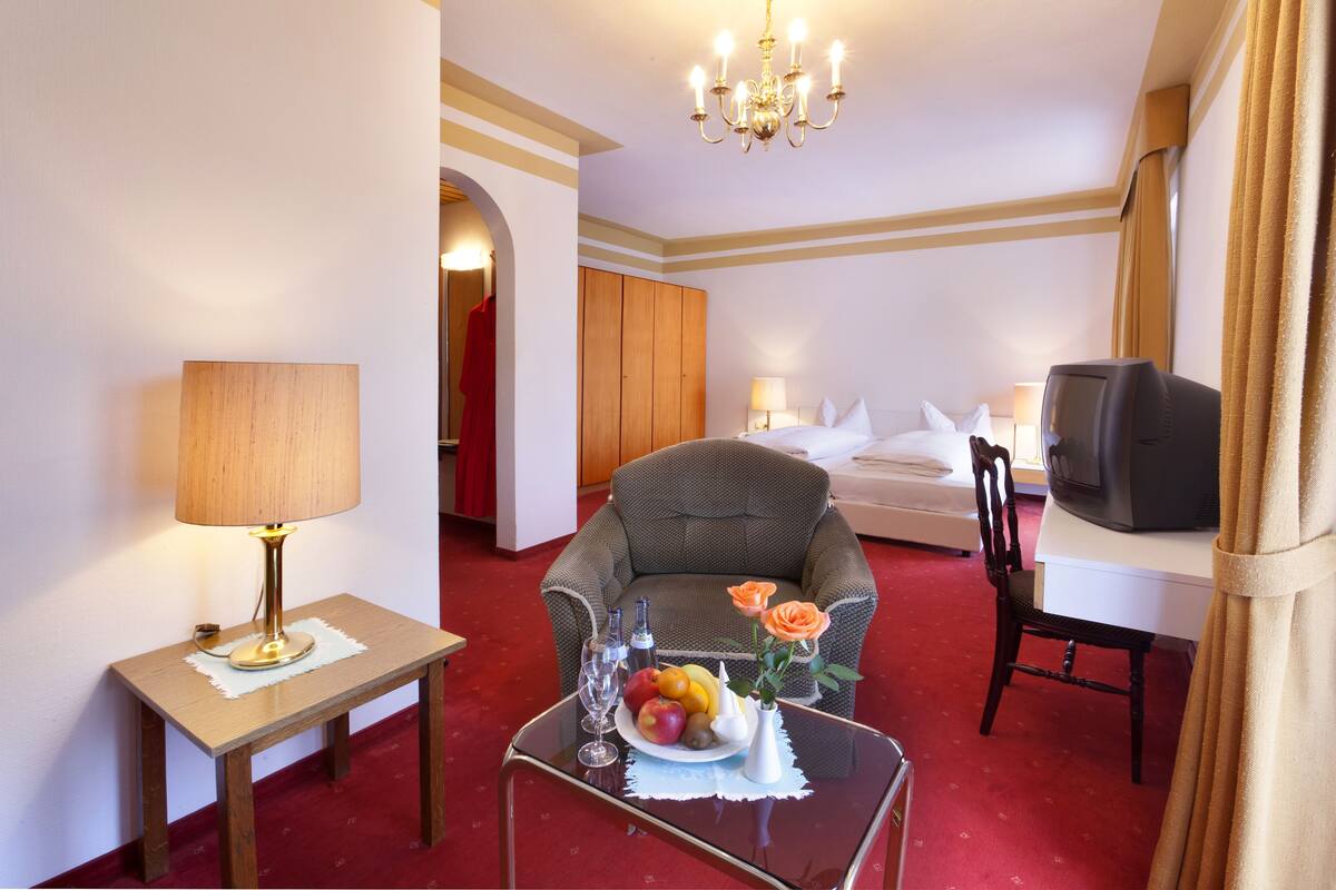 Double Room, Balcony | In-room safe, laptop workspace, free WiFi, bed sheets