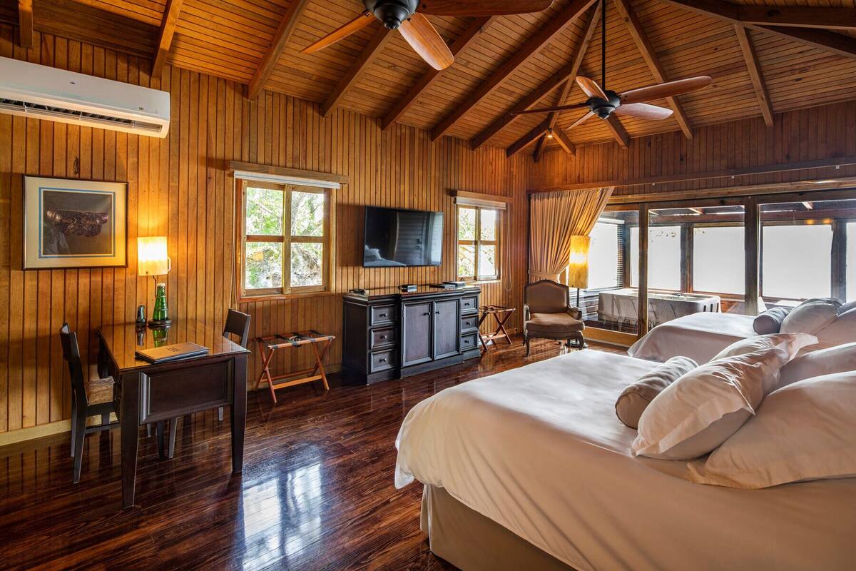 B Waterfront Suite Double