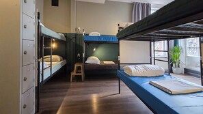 Allergikerbettwaren, kostenloses WLAN, Bettwäsche