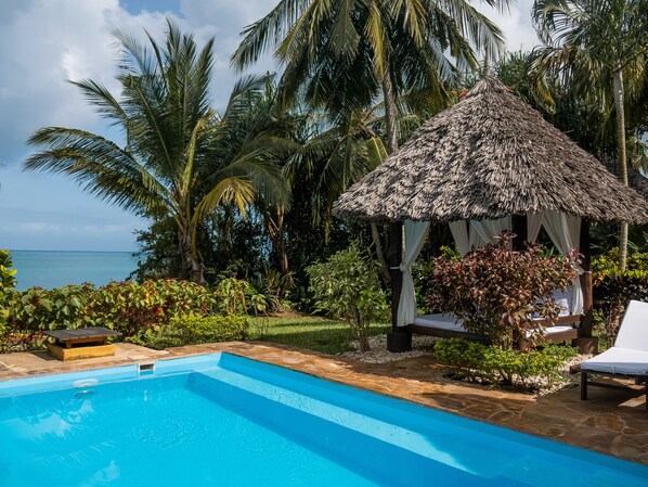 Ocean Access Villas (with private pool) | Terrace/patio