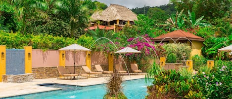 Outdoor pool, sun loungers