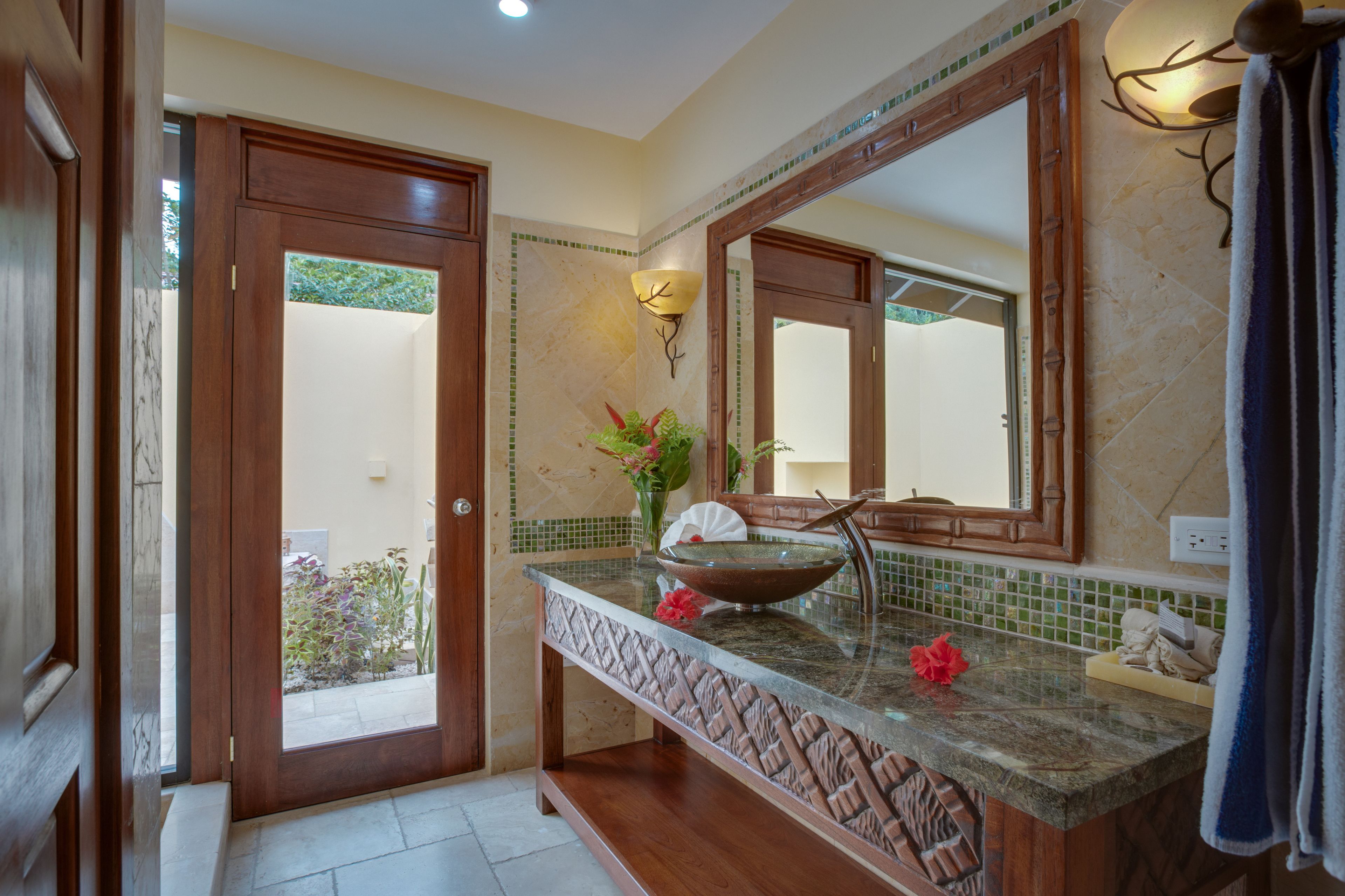 Sleeping Giant Rainforest Lodge