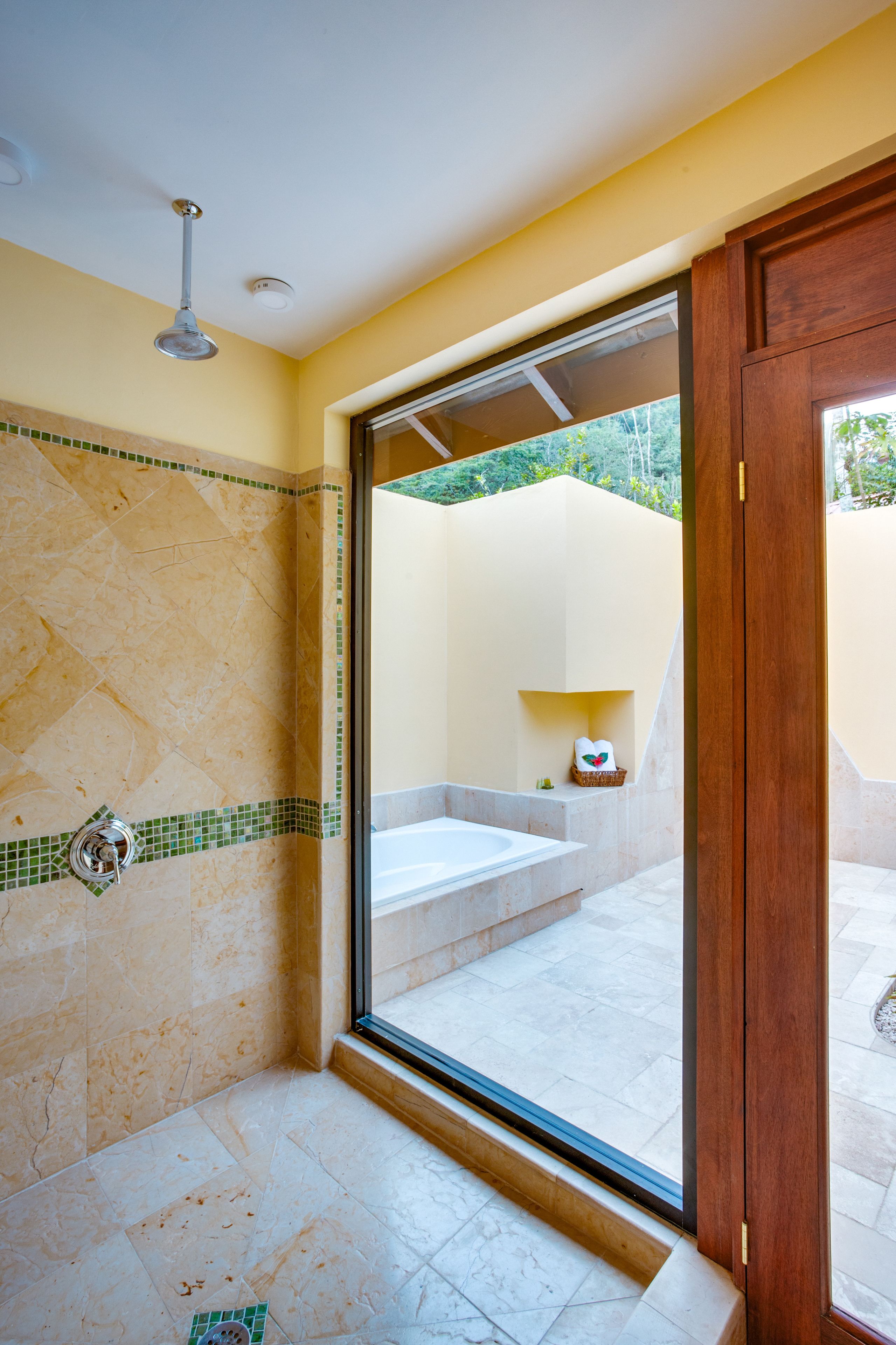 river view rooms | bathroom | shower, free toiletries, hair dryer, towels