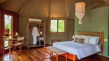 Rainforest Tented Camp | Zimmersafe, individuell dekoriert, Bügeleisen/Bügelbrett, Bettwäsche