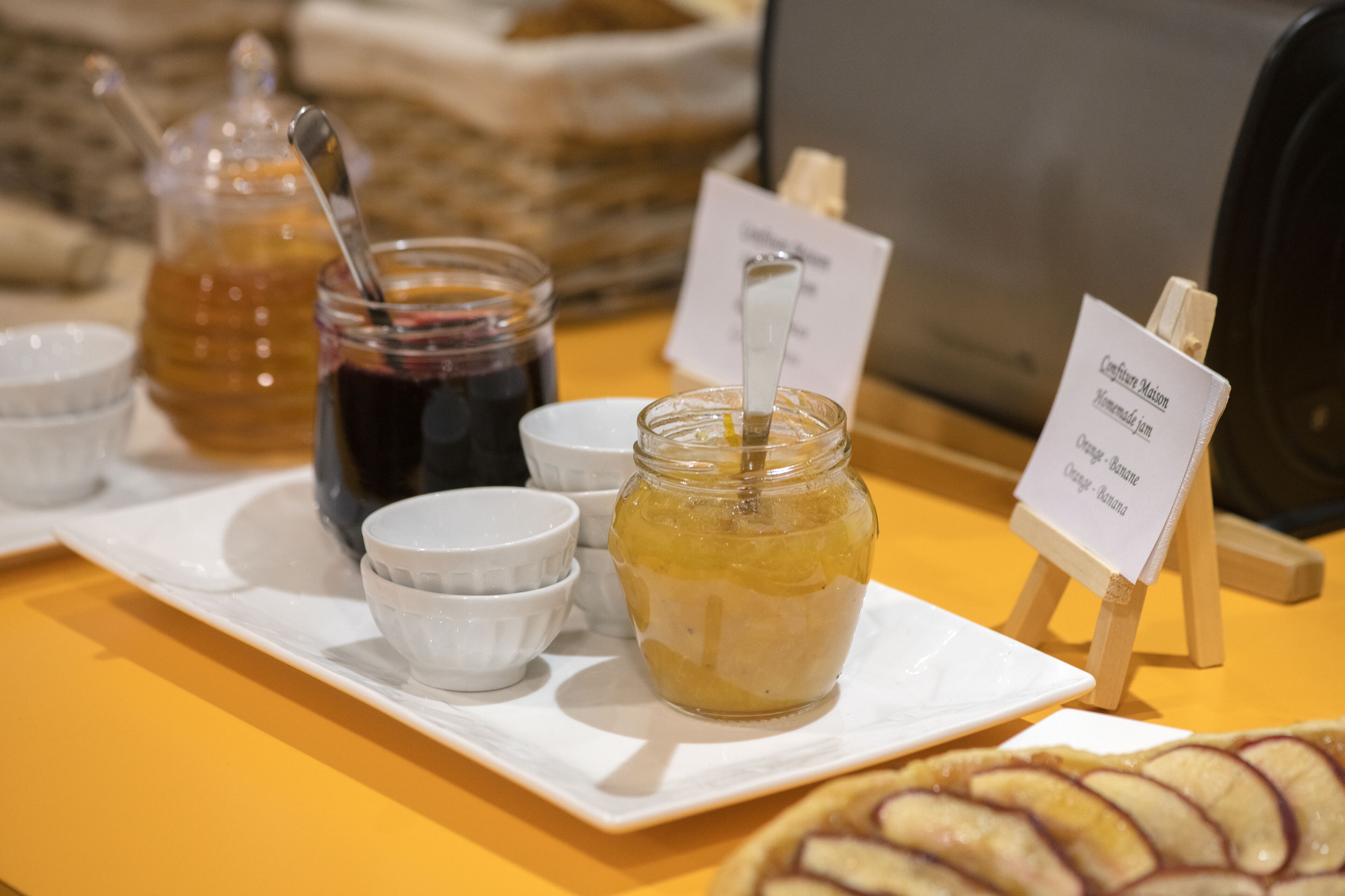 daily continental breakfast (eur 13 per person)