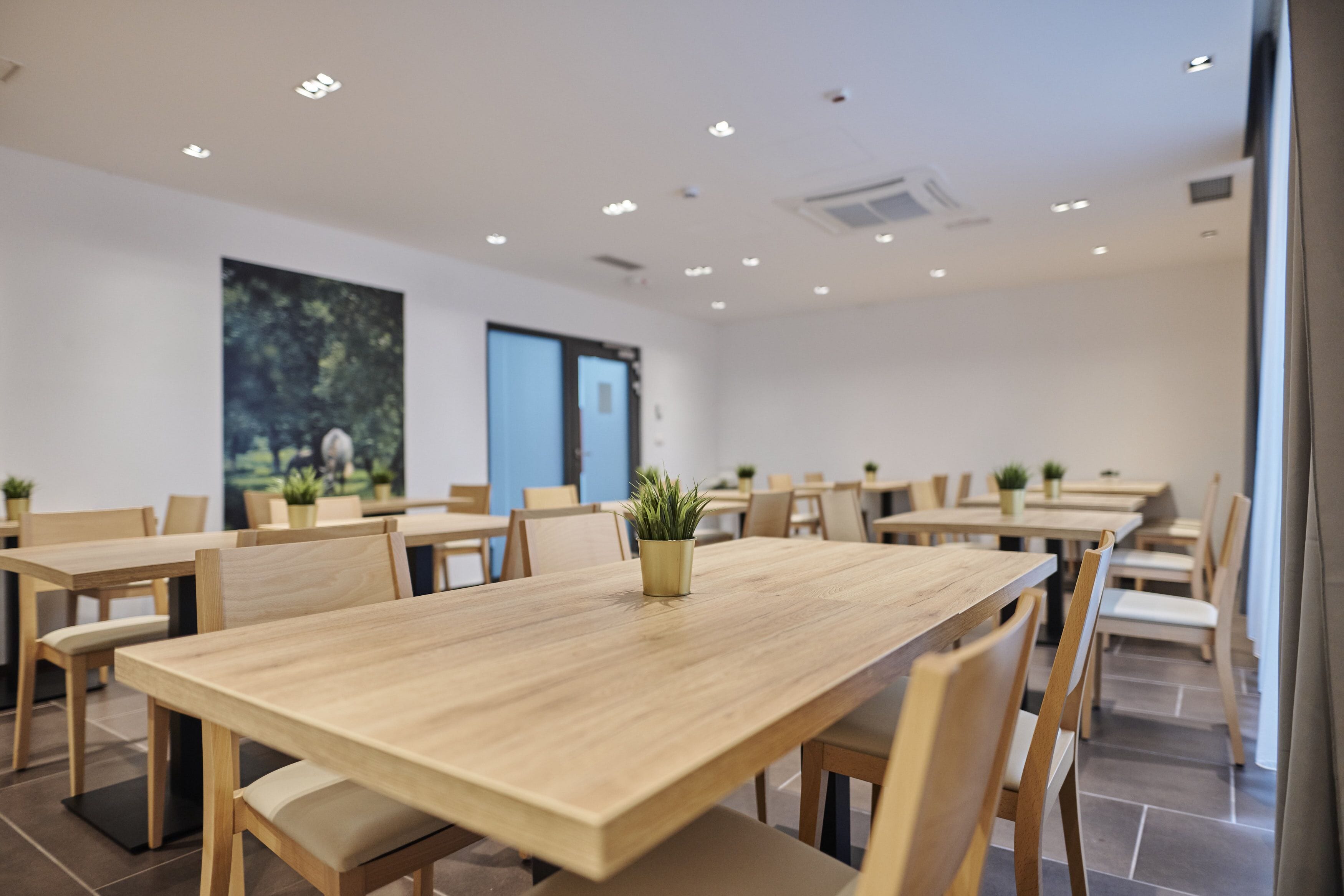 Daily buffet breakfast (EUR 8 per person)