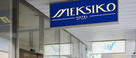 Majoituspaikan sisäänkäynti