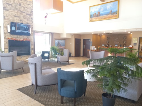 Comfort Suites Farmington