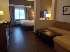 Suite, 1 King Bed with Sofa bed, Non Smoking (Pet Friendly) | Premium bedding, pillowtop beds, desk, laptop workspace