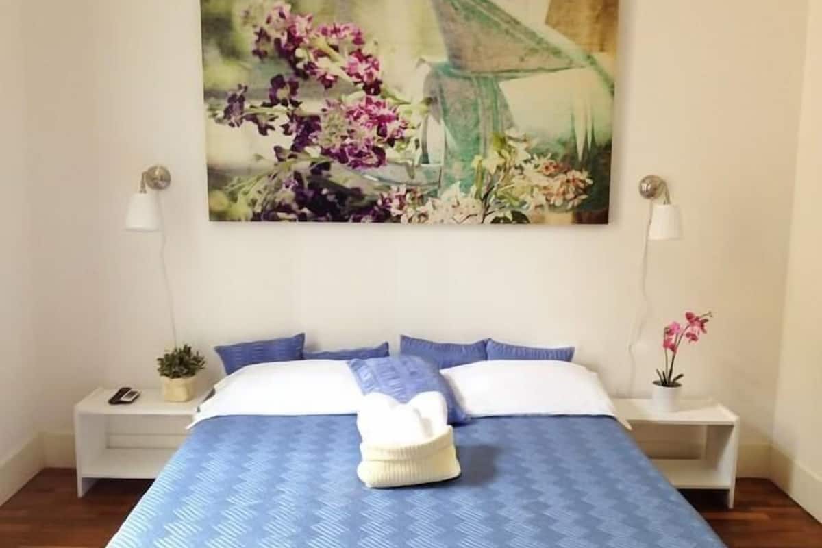 Suite, 2 habitaciones | Ropa de cama de alta calidad, edredón y camas con efecto memoria