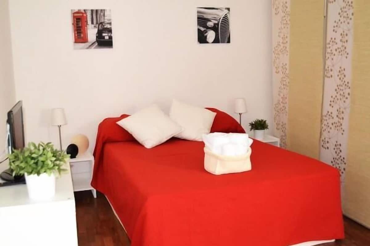Suite, 1 habitación | Ropa de cama de alta calidad, edredón y camas con efecto memoria