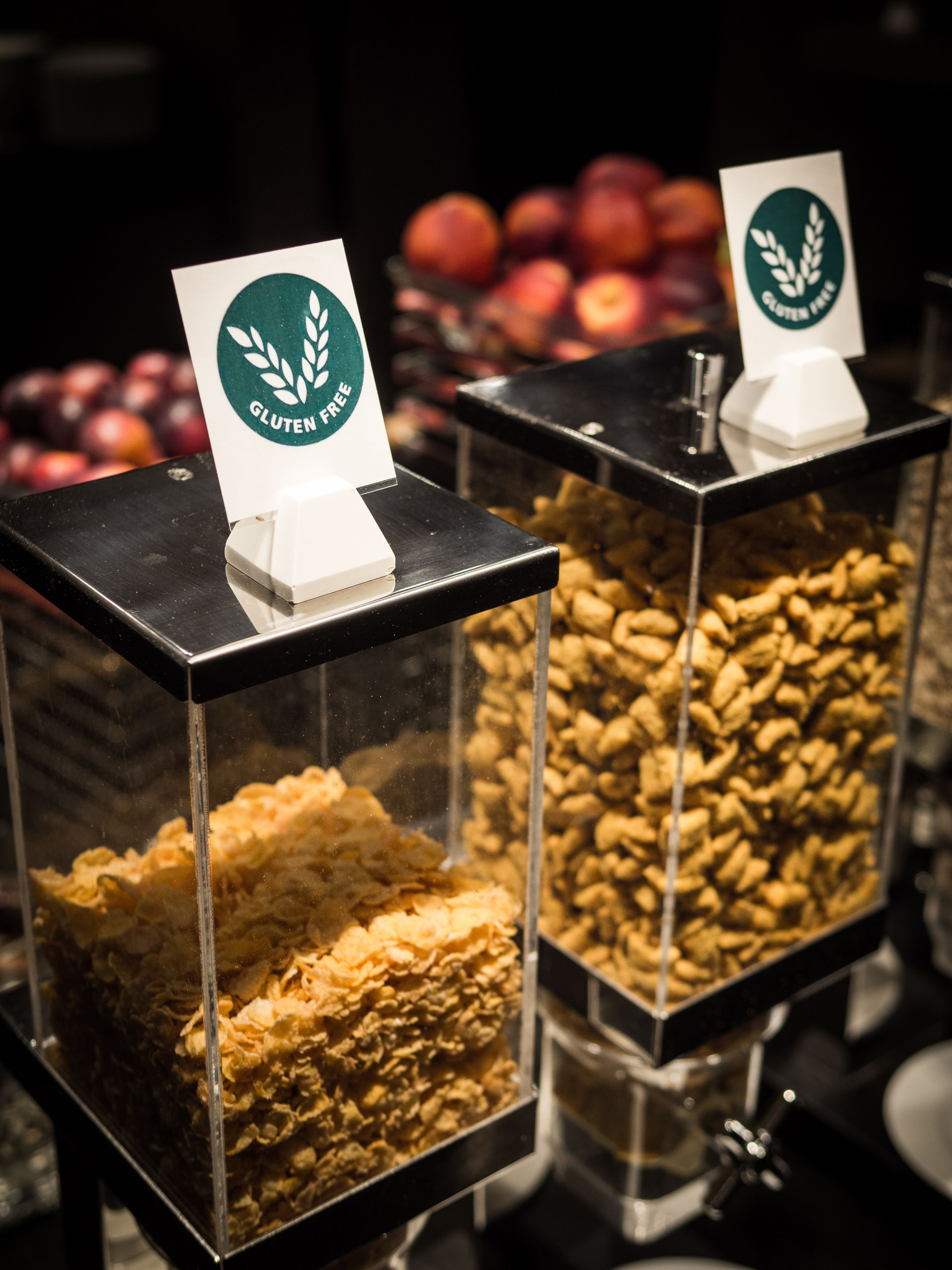 daily full breakfast (eur 26 per person)