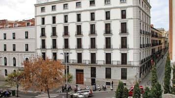 Habitación estándar, 1 cama de matrimonio | Vistas a la calle