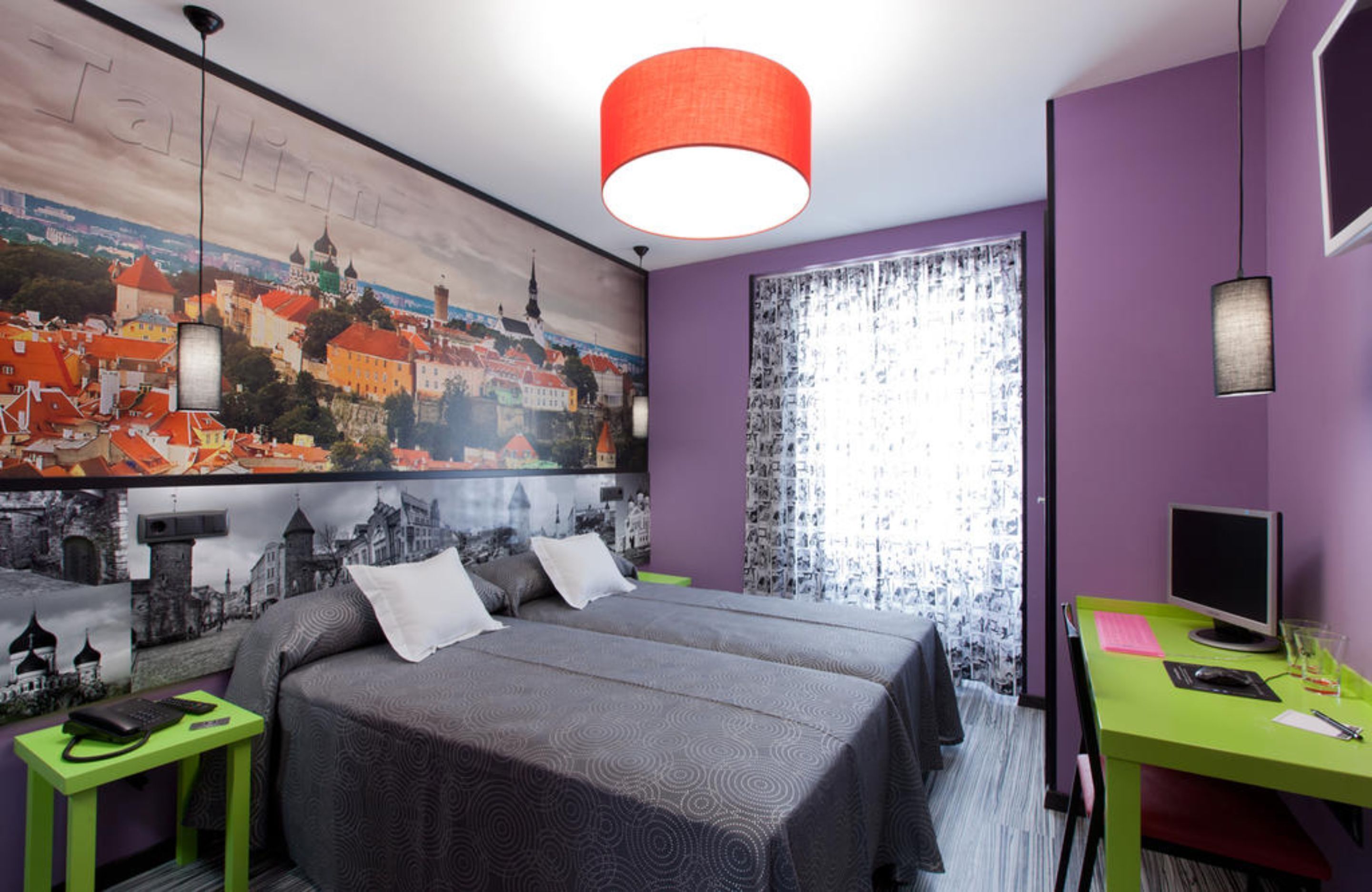 superior double room | in-room safe, individually decorated, individually furnished, desk